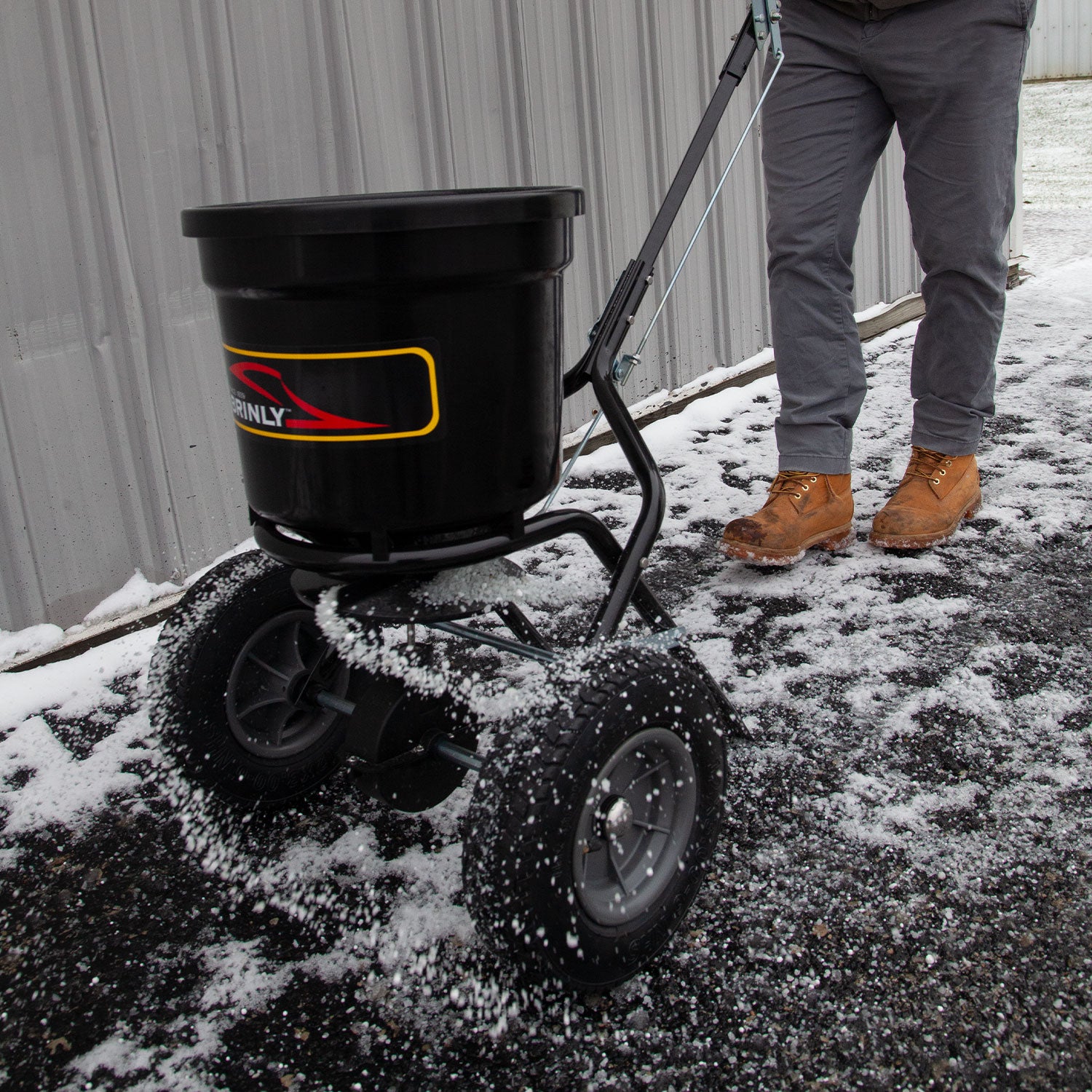 AHPL ahpl シリースタイル　BRAIN POT ブレインポット 50 LB. Push Spreader with Side Deflector & Hopper Cover | P20
