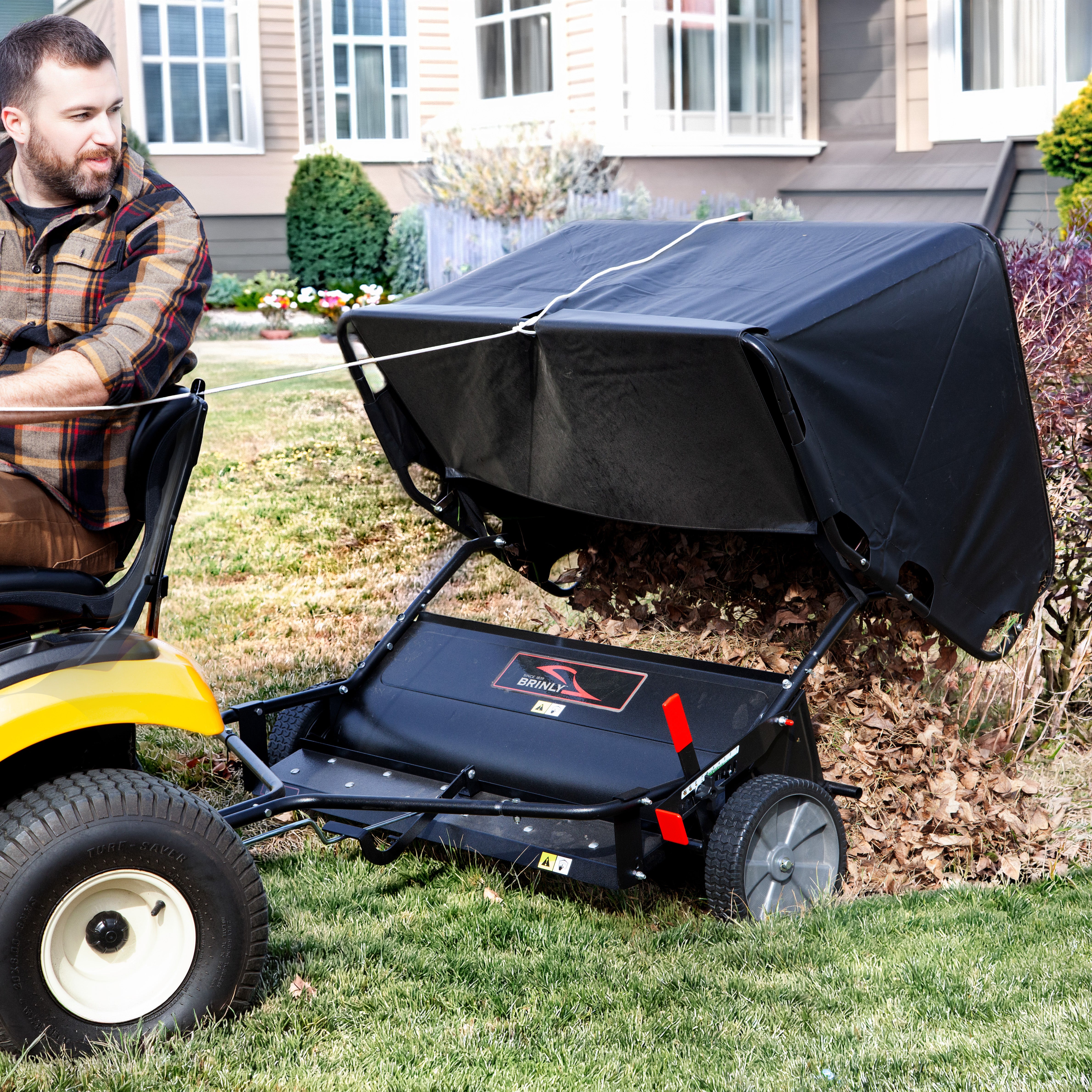 バヨネット スキャバード 42″ Combo Lawn Sweeper with Dethatcher | LSDT2-42BH-G - Brinly Parts